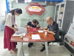 南阳市宛城区溧河乡：辖区企业献爱心 脱贫攻坚再加力