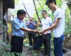 河南省镇平县雪枫街道：一位农民企业家的扶贫情怀