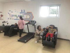 南阳市宛城区五里堡街道白河社区日间照料站： 让社区老人走进“幸福驿站”