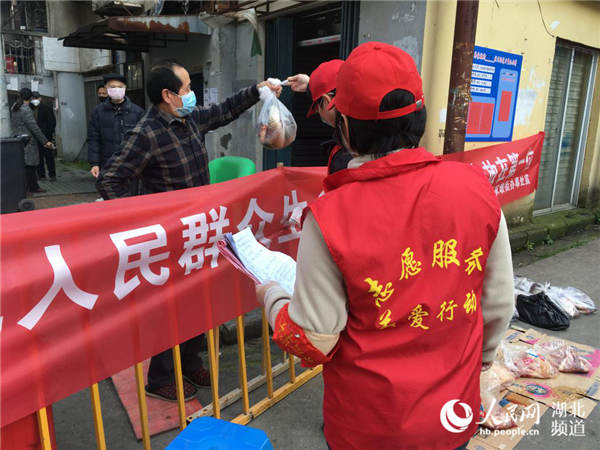 呼应市民吃鲜鱼需求活鱼“游”上武汉市民餐桌