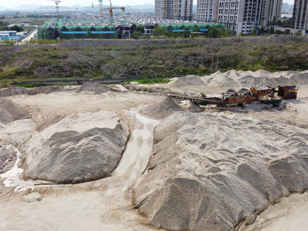 福建海警查获特大海上非法采矿案涉案金额5亿元