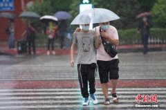黄淮等地有强降雨 江南江淮等地有高温天气