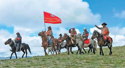 脱贫攻坚高原行：绿了草原红了日子