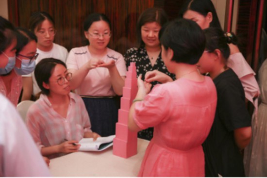 推动幼儿照护事业全面发展逾千名老师完成“1+X幼儿照护”培训