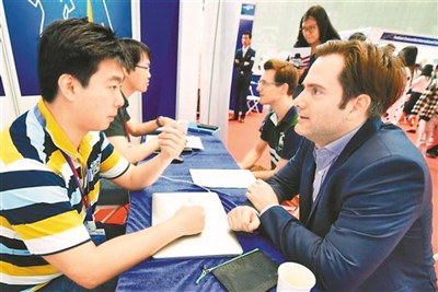 深圳特区四十年海归故事续新篇