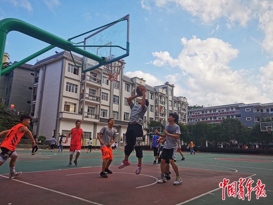 小县城如何办好“大教育”