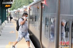 美政府要推“群体免疫”？报告揭白宫“双面”抗疫真相