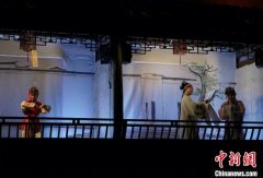 第二届运博会“音舞诗画”中开幕 古运河畔“好戏连连”