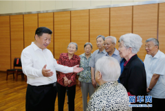 经师易得人师难求习近平这样致敬“大先生”