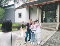 澳门学子“组团”赴湘求学
