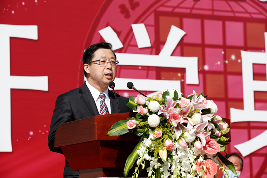 北京语言大学校长刘利：把优秀作为一生的追求