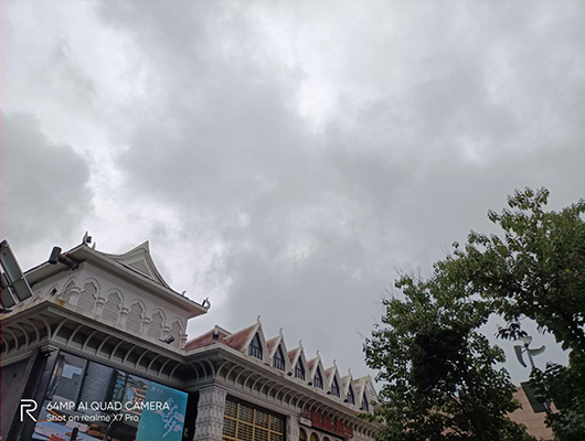 真我X7 Pro 5G上手体验：”120Hz高刷+65W闪充”轻旗舰引领5G手机“真普及”
