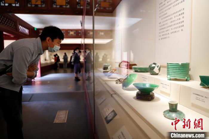 一展看尽明代御窑瓷器 故宫又献“御瓷新见”展