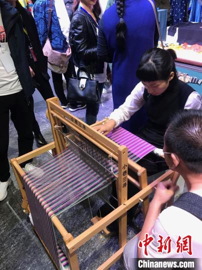 第四届中国纺织非遗大会和第二届中国（沈阳）旗袍文化节开幕