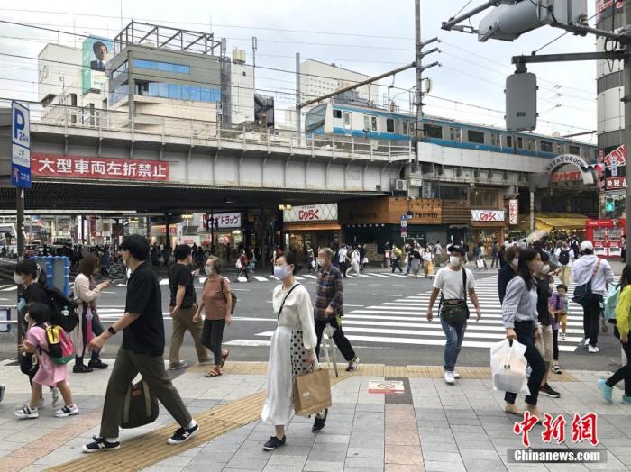美国新冠死亡病例数超20万 疫苗就绪时间或再推迟
