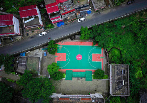 “一个都不能少”山里娃重拾读书梦 元气森林公益助学