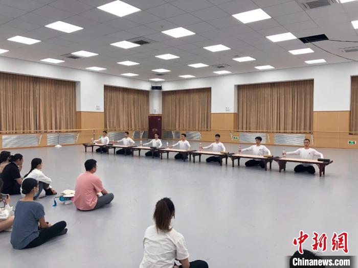 首届中关村舞剧节线下云上20部大戏吸睛