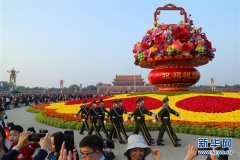 武警官兵“双节”坚守战位保平安