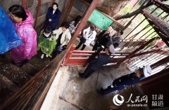 甘肃森林消防千余人景区执勤保障游客安全