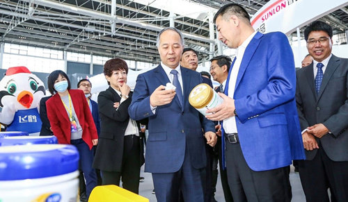中国奶业双盛会齐开幕！飞鹤实力成就好品牌 中国造