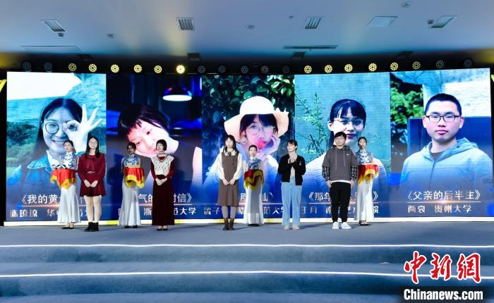 时隔三十五年：文学之都南京的“青春”回来了