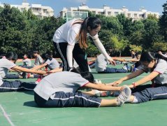 南京一所中学的体育老师为何都能当班主任