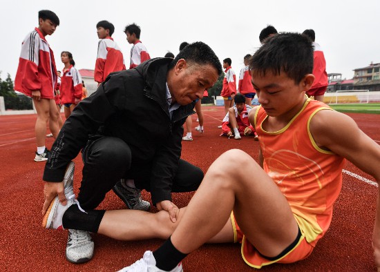 学校体育的春天来了——业界热议《关于全面加强和改进新时代学校体育工作的意见》