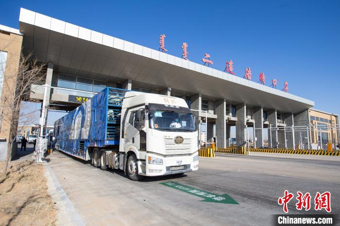分14批、历时23天 蒙古国3万只捐赠羊全部抵达中国
