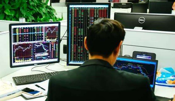 基金发行持续降温 11月仅新发42只