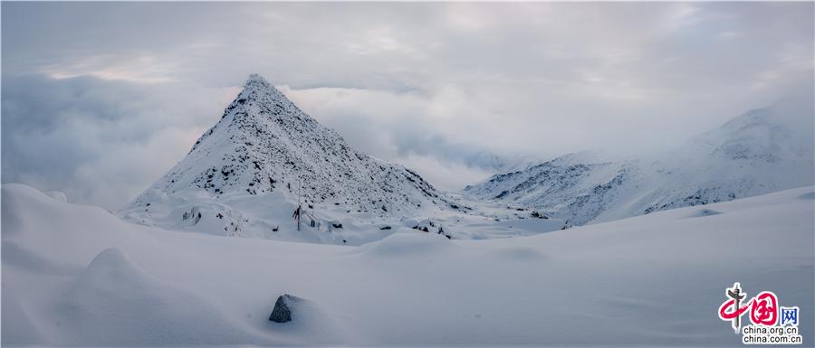 这个冬季 达古冰川的风景真绚色（组图）