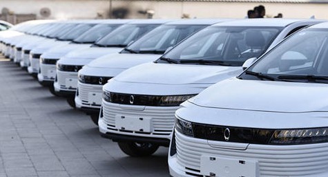 各地争相布局 加快培育新能源汽车产业