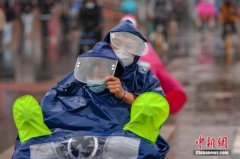 南方大部阴雨寡照贵州东部、湖南西部等地有雨夹雪