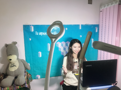 做博主当主播 七成“Z世代”对新兴职业兴趣浓厚