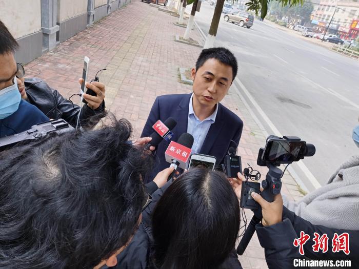 “百香果女童”被害案再审改判死刑 母亲称为女儿讨回公道