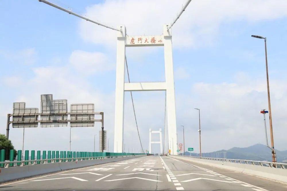 长江经济带经济总量全国占比五年提高4.3个百分点