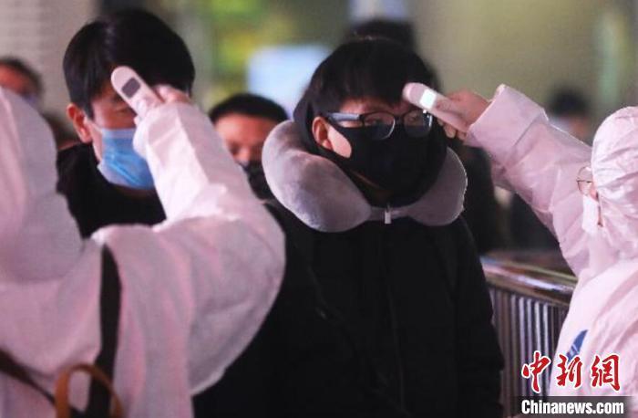 多地密集发通知：倡导原地过年，非必要不返乡！