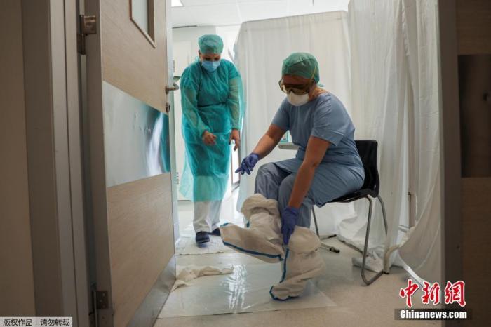 塞尔维亚总统将亲自赴机场 接收100万剂中国新冠疫苗
