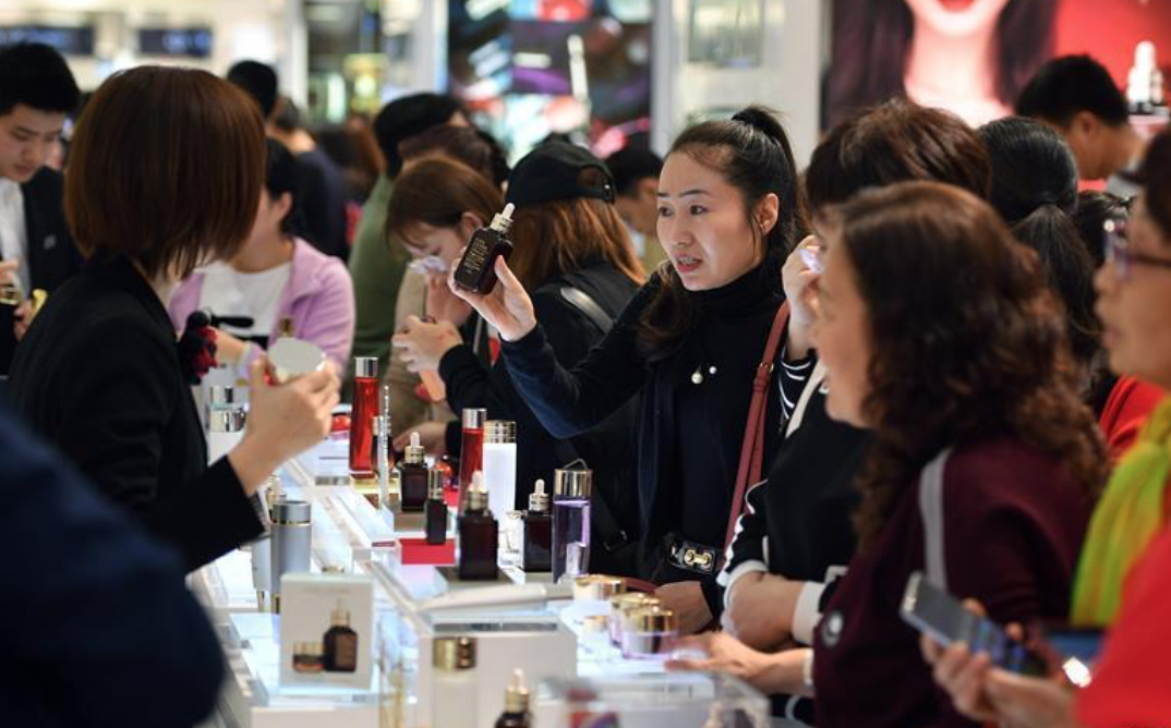 我国成世界上第二大化妆品消费市场
