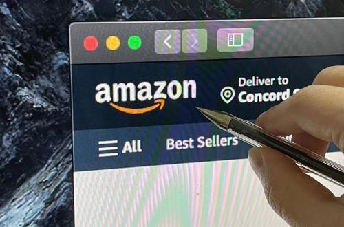 亚马逊有望问鼎“最赚钱公司”？贝索斯激流勇退宣布交权