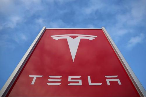 在华最大规模召回 特斯拉该减速了