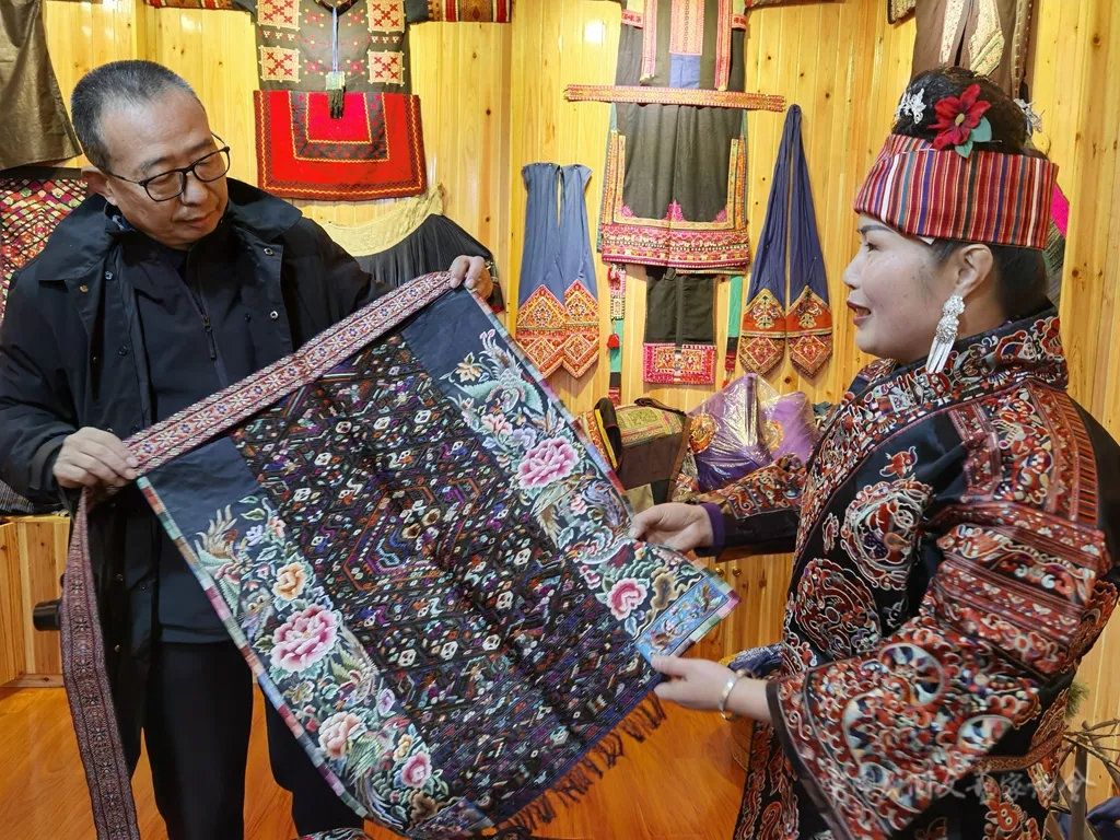 脱贫攻坚丨潘鲁生:手艺扶贫的中国经验