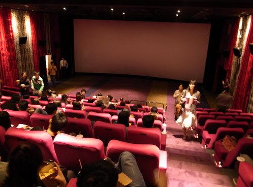 中消协发布“春节”消费维权舆情分析报告：电影票价飞涨影院安全存忧