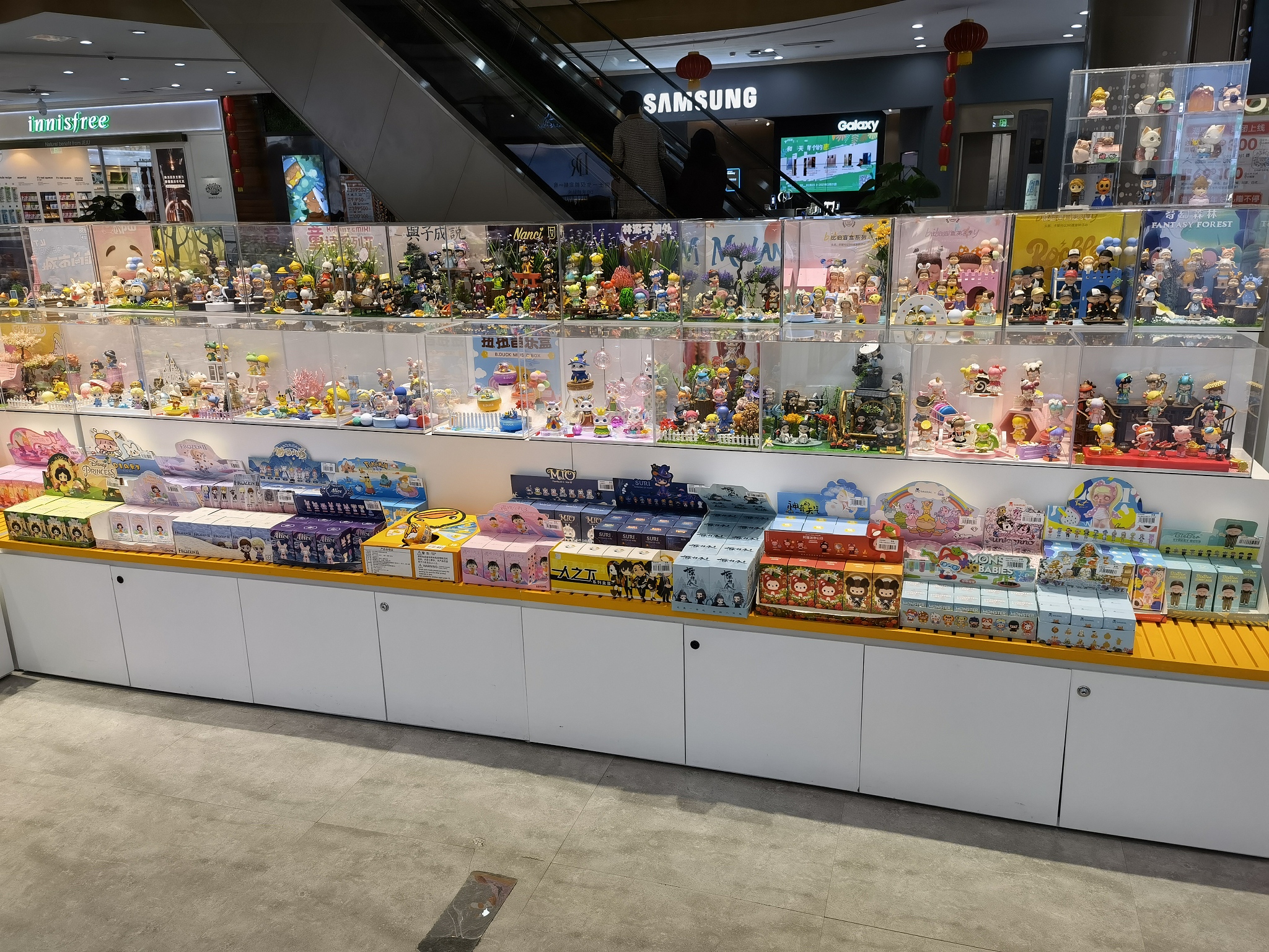 商家以“盲盒”之名清库存 中消协：勿盲目购买