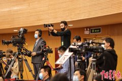 全球疫情之中 中国两会召开本身就是一场胜利