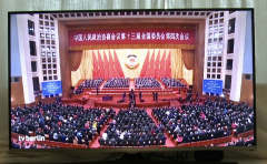 德国柏林电视台聚焦中国 邀请总台记者录制“两会”特别节目