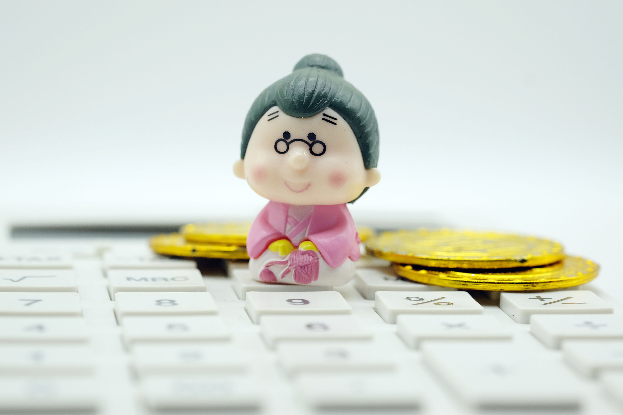 银行养老理财受监管：冠名“养老”字样须获许可