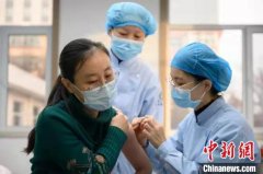 山西推进大规模新冠疫苗接种工作 接种点将增至2000个