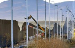 美媒：拜登政府或重新开始修建边境墙 填补“缺口”