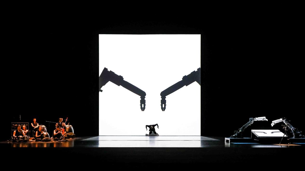 张艺谋观念演出《对话寓言2047》精选节目巡演四城定档