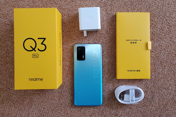 realme真我Q3 Pro上手体验：120HZ高刷屏+天玑1100 来看下“千元机皇”有何不同